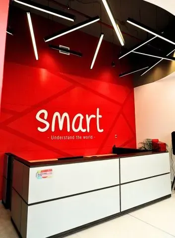 Sede Smart - Recepción y área de atención